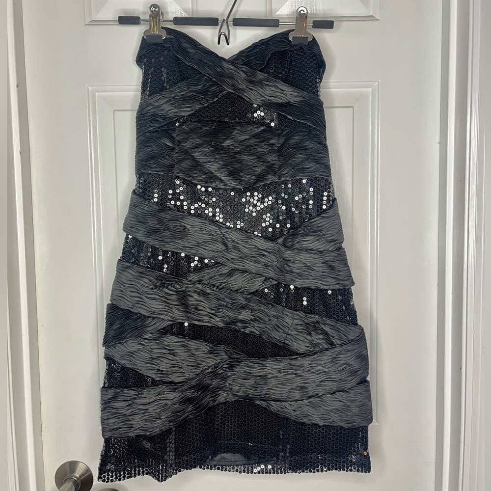 Arden B Sequin Pleated Mini Dress- Black Size Medium